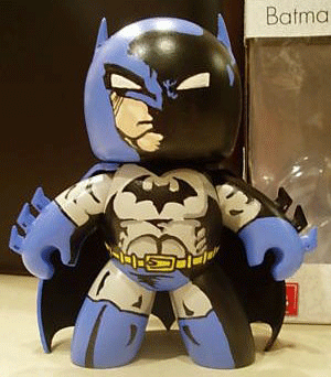 batman-custom-mighty-muggs.gif